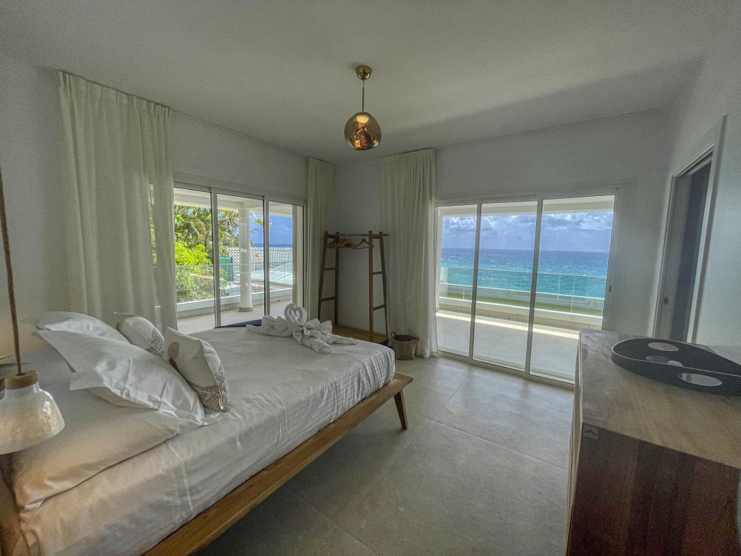 39 Location villa piscine vue mer ilet Gosier Guadeloupe_chambre 2